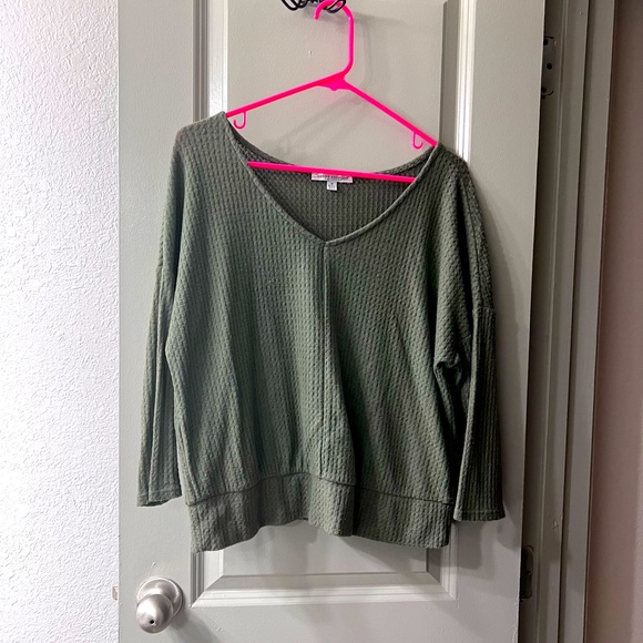 Crop Sweater - Picture 1 of 2